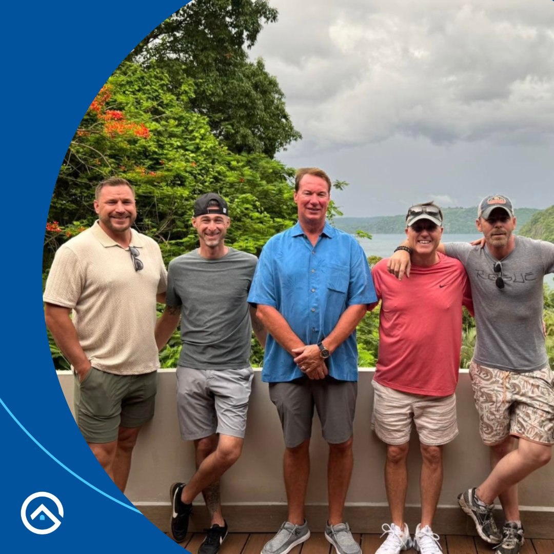 safehavensecure's tweet image. Not every job rewards you with a trip to Costa Rica.
But then again… not every job is Safe Haven. 😎🌴

Shout-out to the Pinpoint team for earning every second of sunshine.

#WorkPerks #CompanyCulture #NowHiring