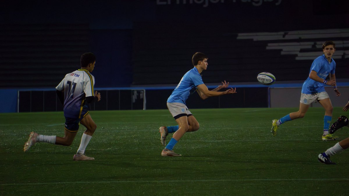 En el marco de la visita de @BrasilRugby a nuestro país, la M17 de Uruguay 🇺🇾 cayó frente a la M19 de Brasil 🇧🇷 29 a 19. 

Ambos combinados volverán a medirse el próximo viernes a las 10:45 horas en el Estadio Charrúa. 

¡Los esperamos para empujar junto a Los Teritos!