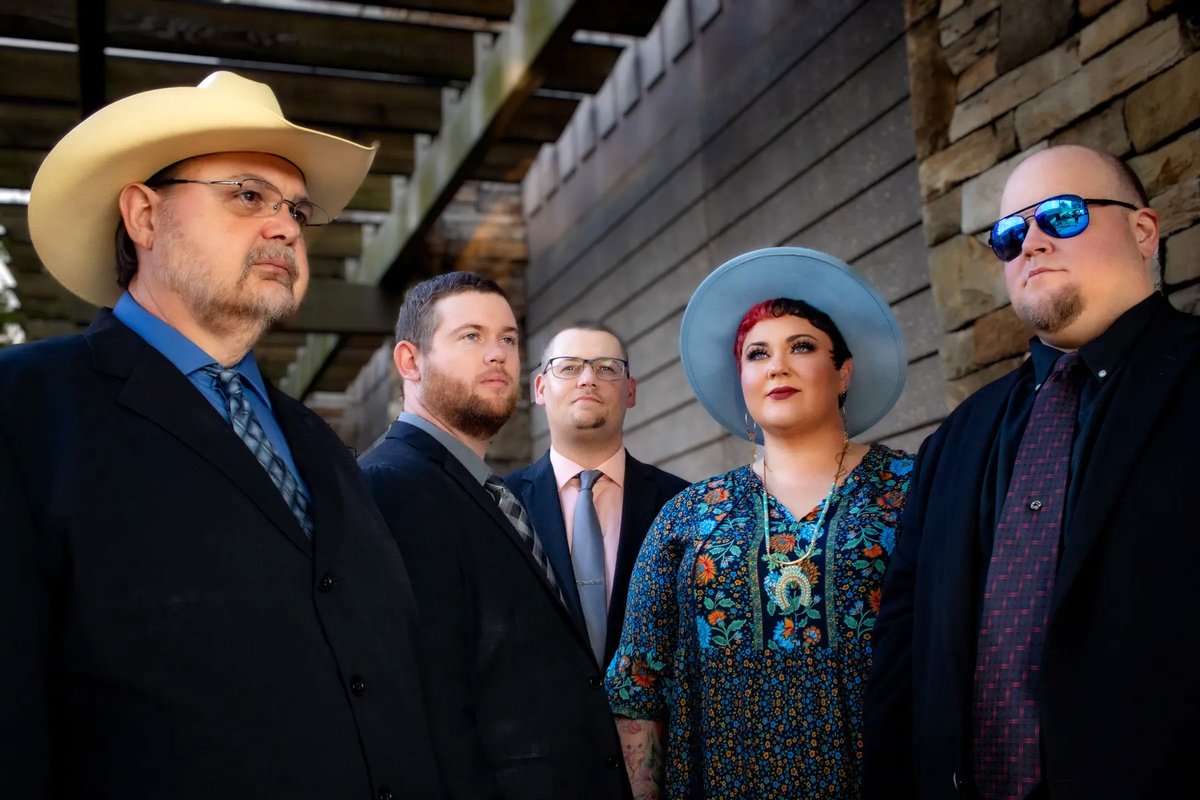 Pickin' In The Park is returning to #SalemVA with the incomparable Junior Sisk Band! Join us on August 16 at  Longwood Park for the FREE CONCERT! Get details at this link. salemva.gov/CivicAlerts.as… #SampleSalem