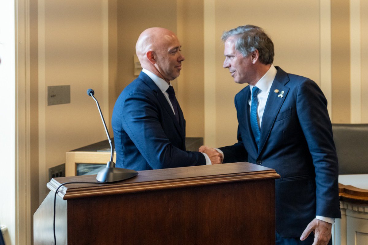 alejandrito's tweet image. Honored to have led a very meaningful AMIA commemoration ceremony in Washington, alongside Chairman @RepBrianMast, @InfoAMIA President Osvaldo Armoza and @StateDept Legal Adviser Reed Rubinstein. In the US Congress, we remembered the 85 innocent lives lost in this brutal…