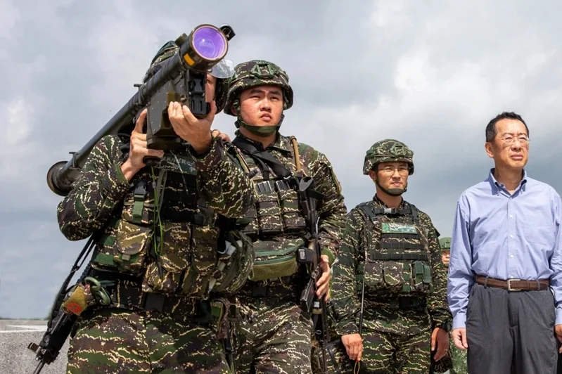 The 🇹🇼Republic of China Marine Corps debuted the shoulder-launched version of the FIM-92 Stinger on 7/14.

The 🇹🇼Ministry of National Defense says that these systems arrived in Taiwan as a part of the Biden administration's military aid.

(United Daily News)