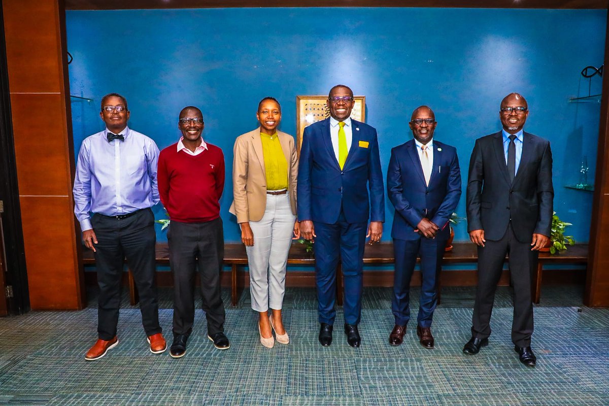NationMediaGrp's tweet image. Earlier today, our Group Managing Director and CEO, Geoffrey Odundo
hosted Martin Ochien'g, Group Managing Director, SASINI PLC.
They discussed opportunities for collaboration including sustainability, innovation, and thought leadership. We look forward to collaboratively…