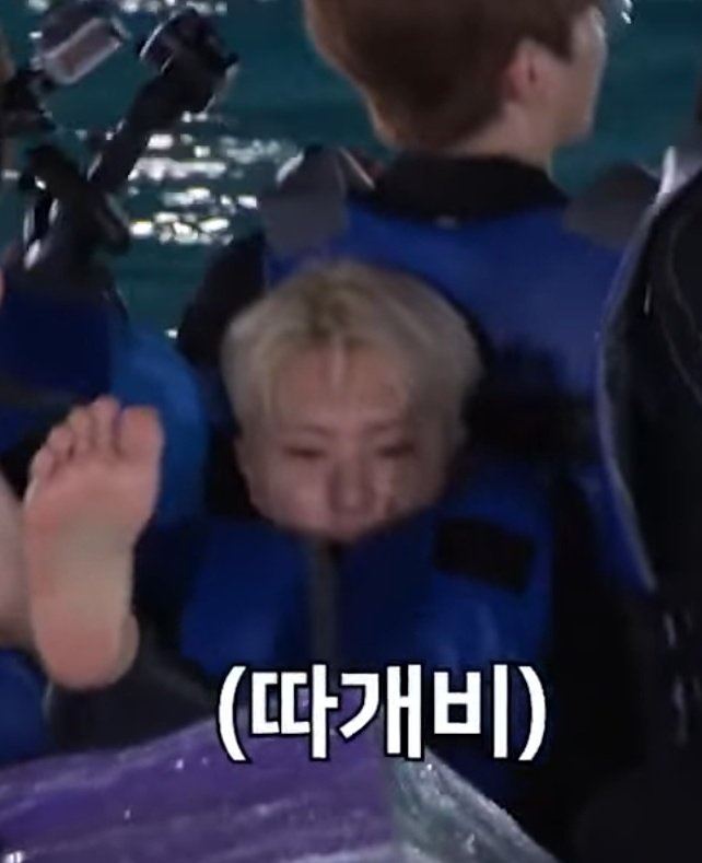 binmoonism's tweet image. and that's on twin

#CaratSelcaDay #csd #HOSHI @pledis_17