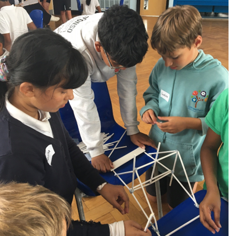 InspiringTF's tweet image. Building bridges at age 10? Yes please! Pupils at @lainesmead primary explored rail careers beyond trains, thanks to Florence Stafford from @ColasRailUK . #InspiringFutures #RailCareers
