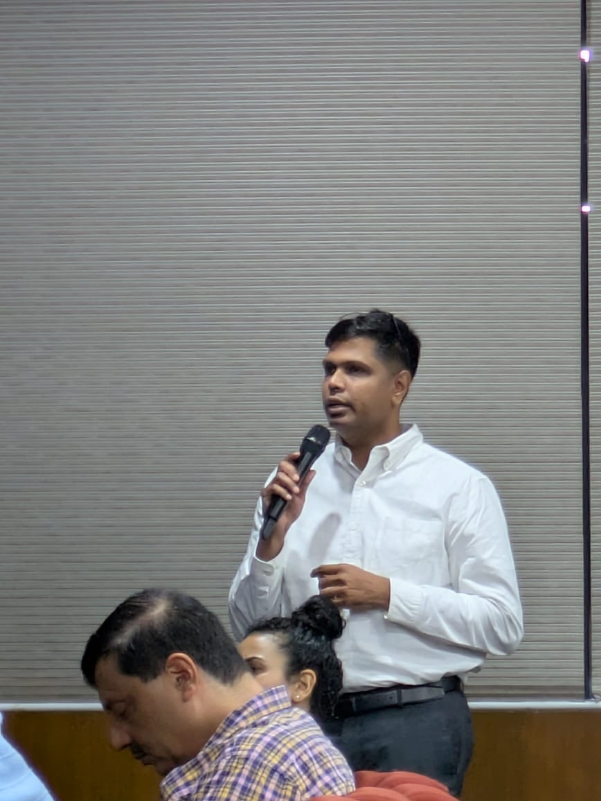 For best quality research, we need strong partnership between Academic and Technology guys. That's what we witnessed today with <a href="/nanopore/">Oxford Nanopore</a> team at <a href="/IGIBSocial/">CSIR-IGIB</a> sharing technology updates, Bioinformatics tools, and willingness to work closely.