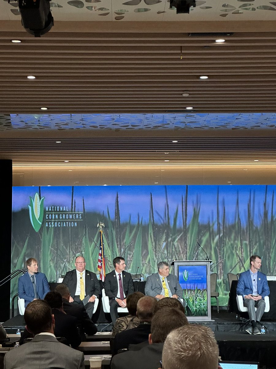 Andy Jobman, Risk Management Action Team Chair and Jan tenBensel, Biofuels Action Team Chair sharing insight from the Action Teams in which they serve. They discussed next steps to advancing year-round E15 and the importance of increasing corn demand.