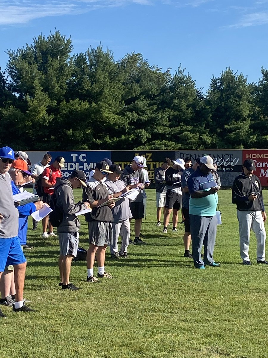 EdSanta1's tweet image. SANTA SHOWCASES‼️
Attention HS players ‘26s-29’s, JUCO players & Coll players in portal.
50-70 coaches & scouts attend every event
Aug 9 & 16 Ohio. Sept 14 Mich. Oct 18 WV
Santabaseball.com for details.