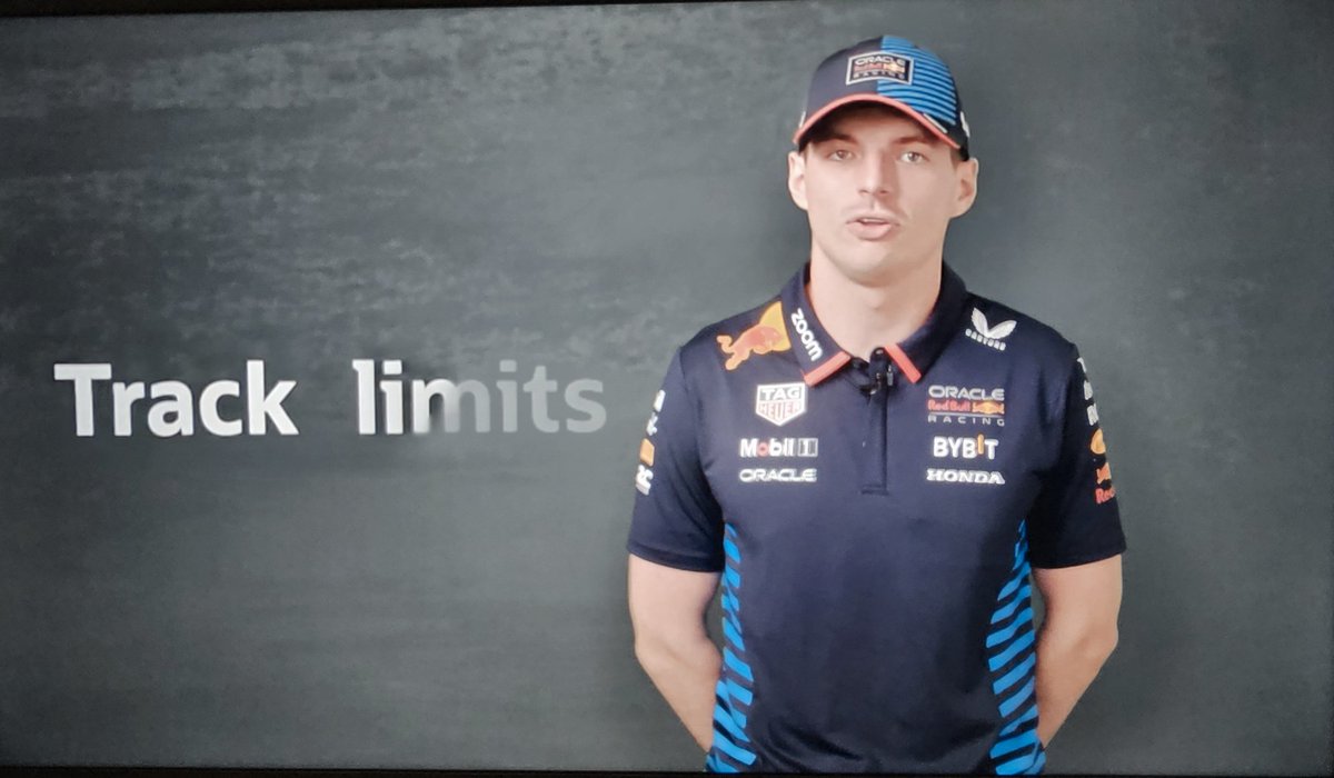 BenGreenbergNYC's tweet image. Come meet @Oracle at #AWSSummitNYC in booth 201 on the 3rd floor and try our @redbullracing simulator and see what #Oracle_Database@AWS can do for your data.