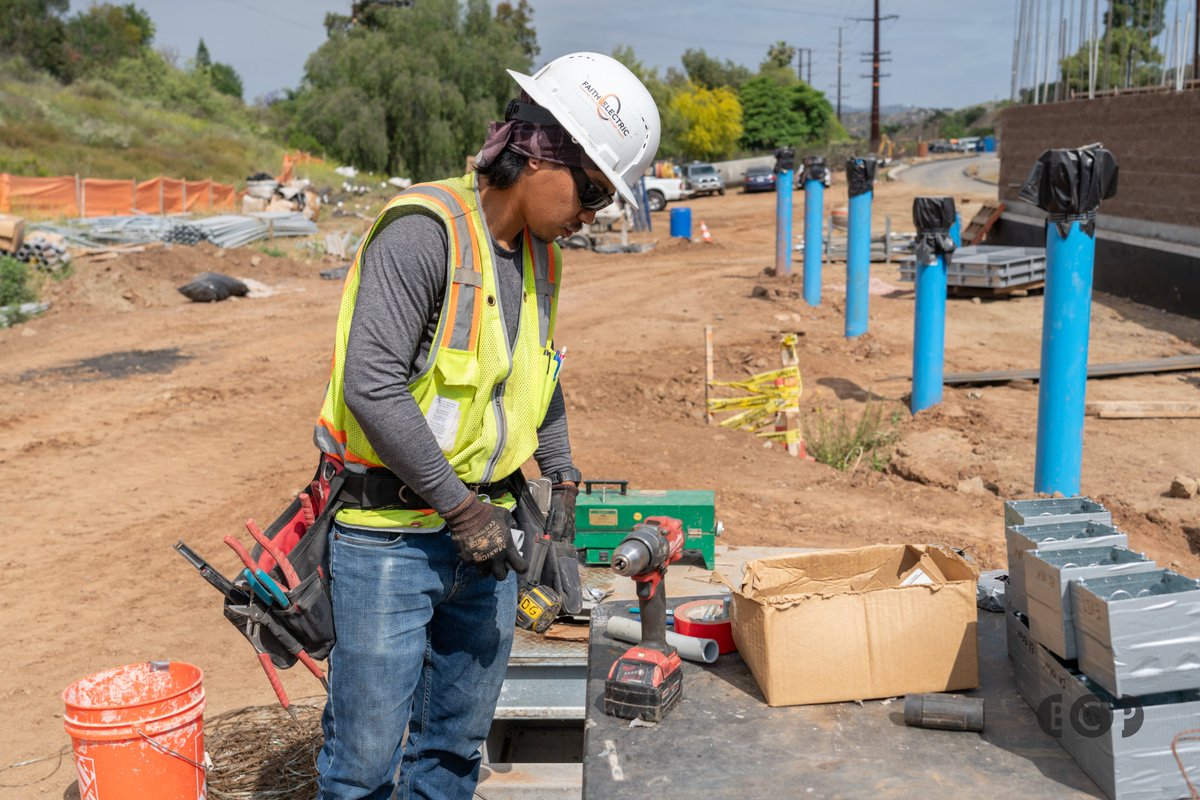 IBEW569's tweet image. IBEW 569 members are on site at Helix Water District with Faith Electric, ensuring water infrastructure runs strong.
📷 flic.kr/s/aHBqjCmNuP
Photos by IBEW Member Brian Campbell – briancampbellphoto.com