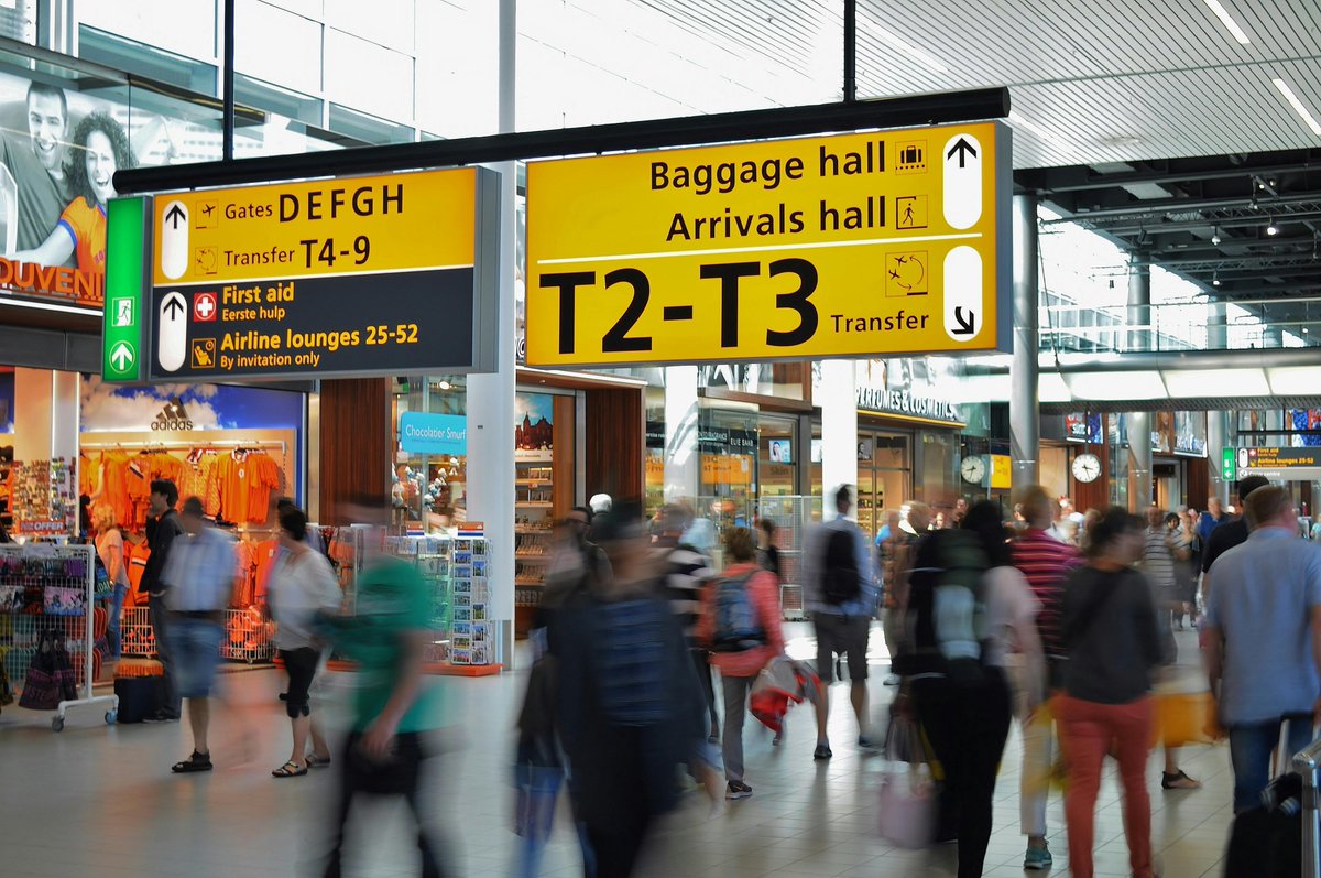 Dienst Terugkeer en Vertrek (@dtenv) on Twitter photo Belangrijke informatie voor mensen die zijn gevlucht uit Oekraïne, maar niet de Oekraïense nationaliteit hebben.
Na een terugkeerbesluit via <a href="/IND_NL/">IND</a> is het belangrijk dat u zich gaat voorbereiden op uw vertrek uit Nederland. DTenV helpt u hierbij: dienstterugkeerenvertrek.nl/actueel/nieuws…. Belangrijke informatie voor mensen die zijn gevlucht uit Oekraïne, maar niet de Oekraïense nationaliteit hebben.
Na een terugkeerbesluit via <a href="/IND_NL/">IND</a> is het belangrijk dat u zich gaat voorbereiden op uw vertrek uit Nederland. DTenV helpt u hierbij: dienstterugkeerenvertrek.nl/actueel/nieuws….