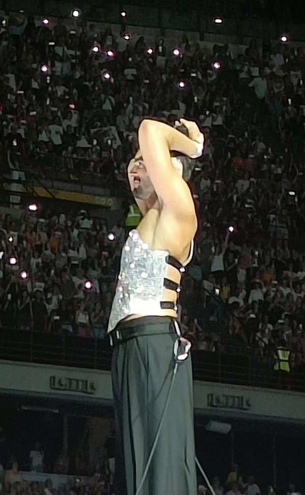 SemplicementeMMengoni🏳️‍🌈 tweet media