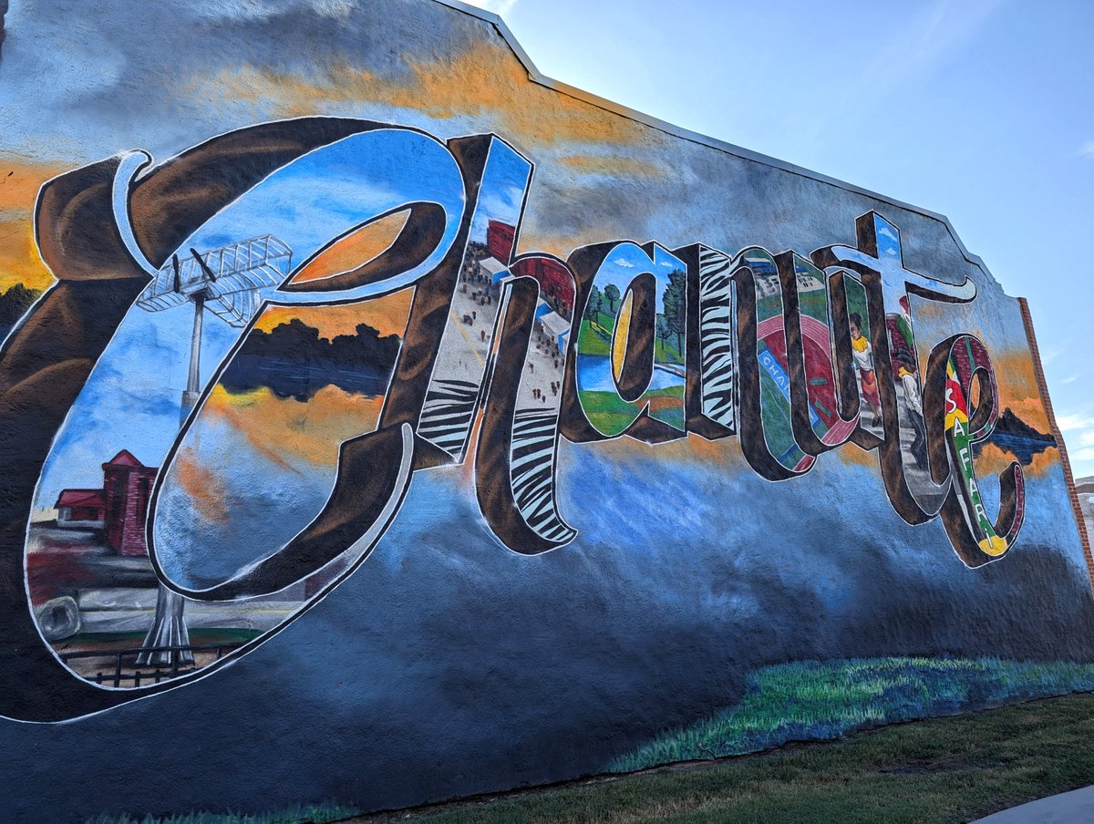 Adventuringgal's tweet image. A2. The most memorable museum I've encountered in a small town is the Martin and Osa Johnson Safari Museum in Chanute, Kansas. Their collection of African, Oceanic, and Bornean artifacts is amazing.
#SmallTownTourismChat #KansasTourism