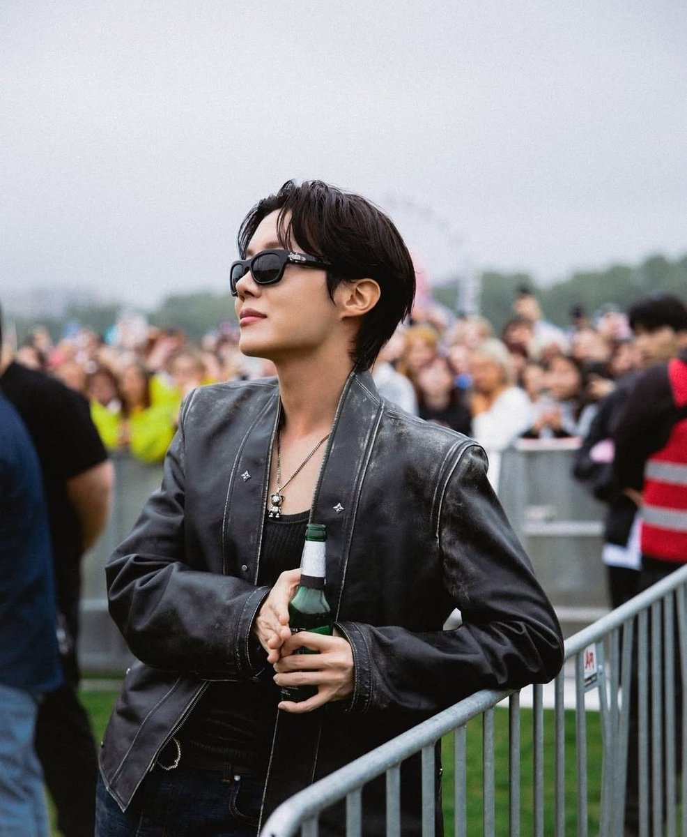 정국 sddefault.jpg