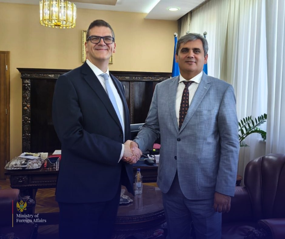 MFA Montenegro (@mfa_mne) on Twitter photo DPM & FM Ibrahimović met with the Permanent Under-Secretary at <a href="/FCDOGovUK/">Foreign, Commonwealth & Development Office</a> Sir Oliver Robbins. 🤝
They exchanged views on advancing 🇲🇪–🇬🇧 partnership, deepening <a href="/NATO/">NATO</a> cooperation, and strengthening bilateral ties.
📍The UK reaffirmed its steadfast support for Montenegro’s DPM & FM Ibrahimović met with the Permanent Under-Secretary at <a href="/FCDOGovUK/">Foreign, Commonwealth & Development Office</a> Sir Oliver Robbins. 🤝
They exchanged views on advancing 🇲🇪–🇬🇧 partnership, deepening <a href="/NATO/">NATO</a> cooperation, and strengthening bilateral ties.
📍The UK reaffirmed its steadfast support for Montenegro’s