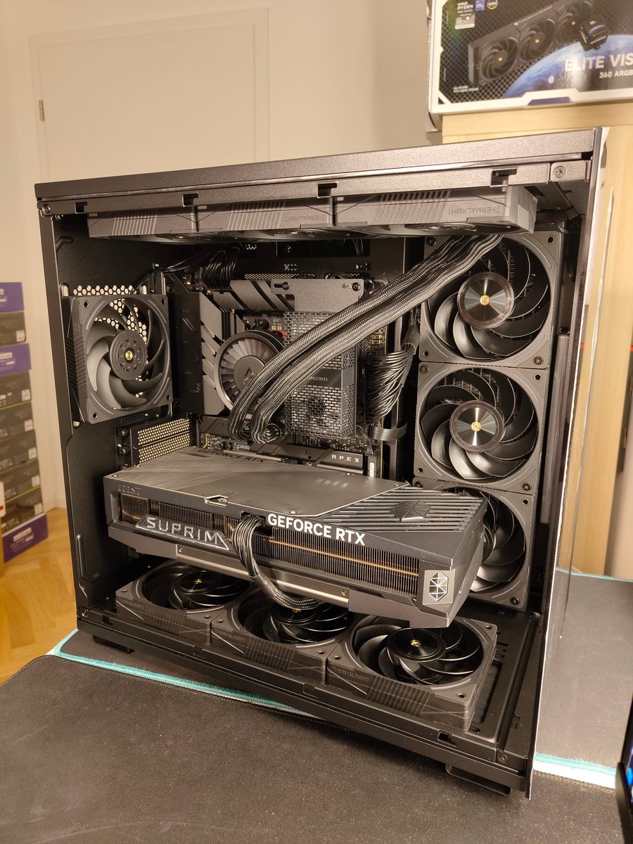 Madness! tweet media