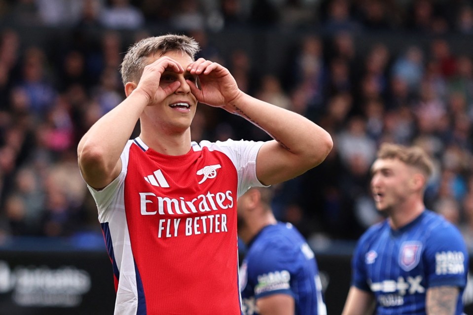 Transfer News Live (@deadlinedaylive) on Twitter photo 🚨 Crystal Palace are open to a cash + swap deal with Arsenal involving Eberechi Eze and Leandro Trossard.
(Source: <a href="/Transfersdotcom/">Football Transfers</a>) 🚨 Crystal Palace are open to a cash + swap deal with Arsenal involving Eberechi Eze and Leandro Trossard.
(Source: <a href="/Transfersdotcom/">Football Transfers</a>)