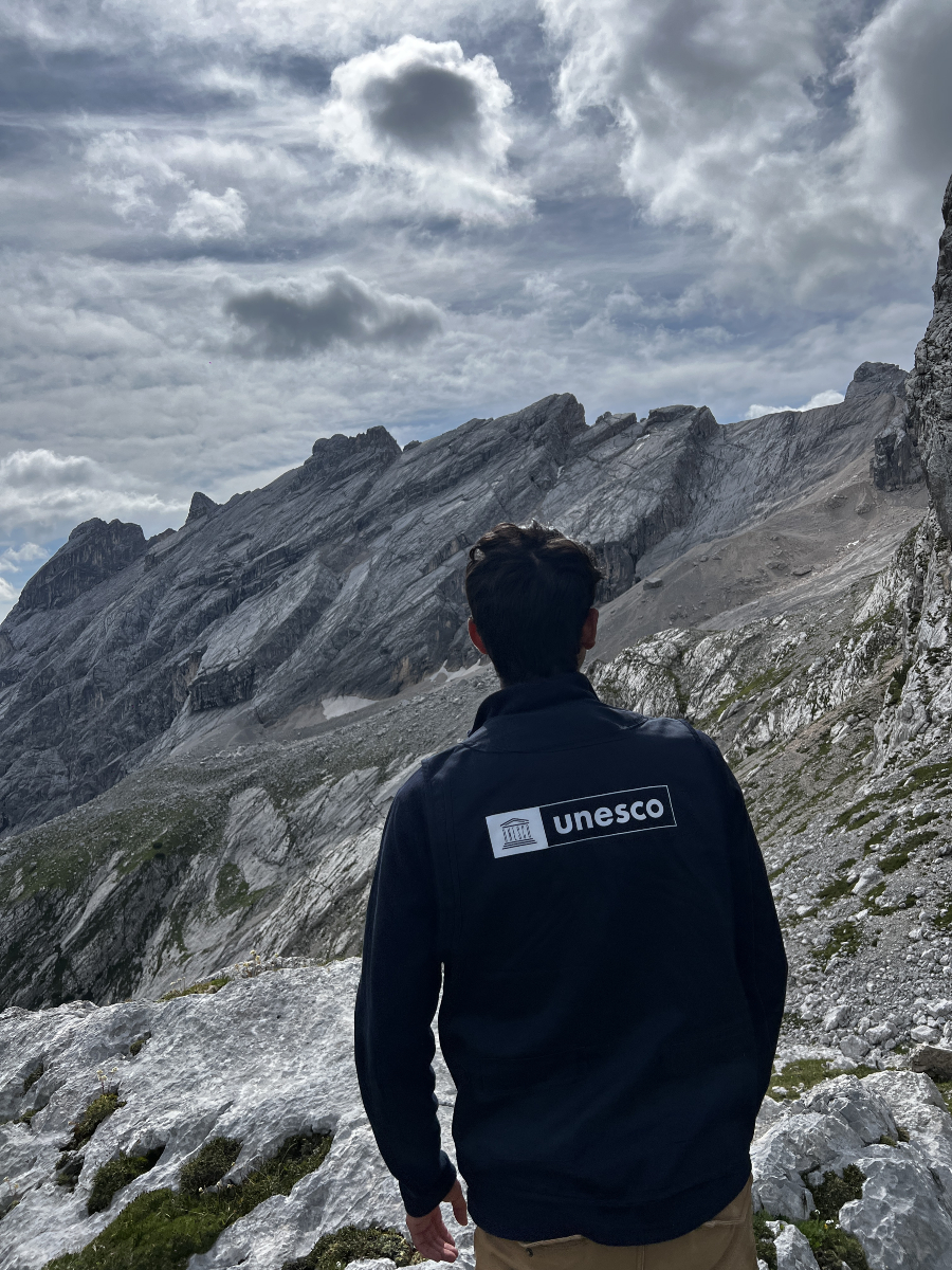 UNESCOVenice's tweet image. 🌍 From the peaks of the Dolomites to the depths of the Ocean, water connects us all 💧❄️🌊
The 4th edition of La Risorsa Acqua: dalle Dolomiti al Mare brought powerful insights on how glaciers, freshwater, and the ocean shape life and biodiversity. 🐟
#SeaBeyond #oceanliteracy