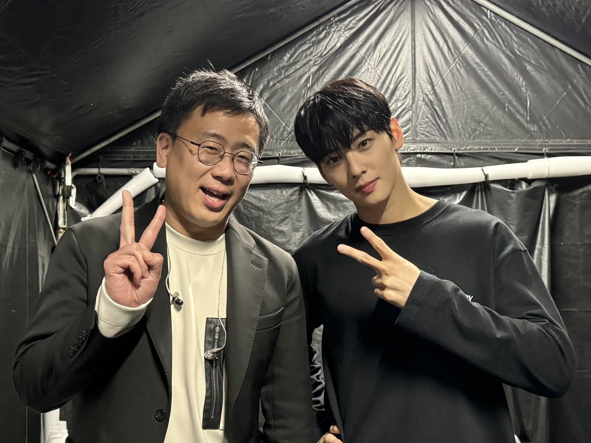 cewycha's tweet photo. Eunwoo-san with Furuya-san 🎤🐰🇯🇵

2022                                              2023                
2024                                              2025 https://t.co/ahuVugc1pt
