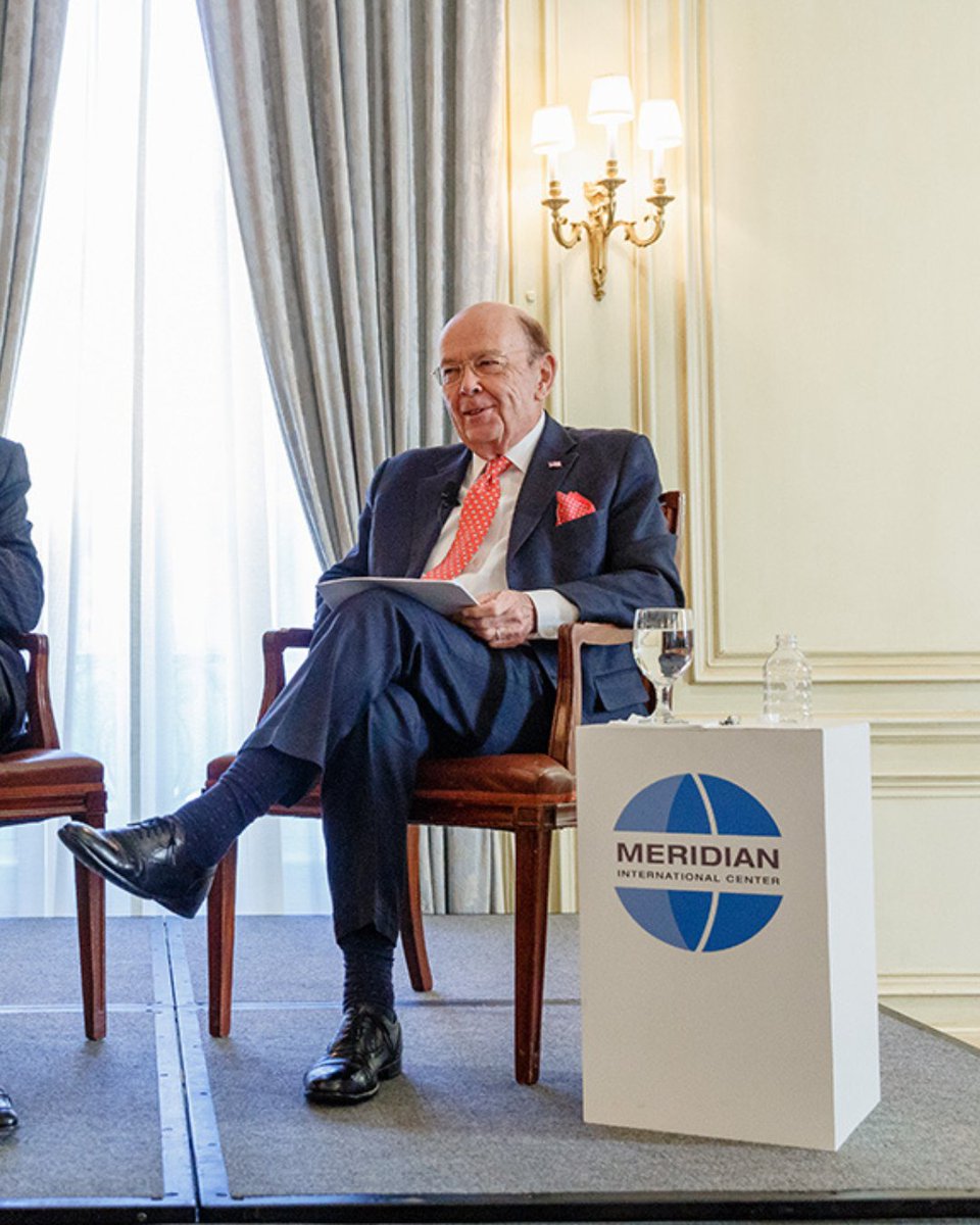 MeridianIntl's tweet image. As 39th U.S. Commerce Secretary, T.H. Wilbur Ross Jr. brought decades of business experience to global economic policy. In 2018, he joined Meridian to brief diplomats on U.S. trade priorities and international engagement.

#65FacesofMeridian #Meridian65 #Roadto75