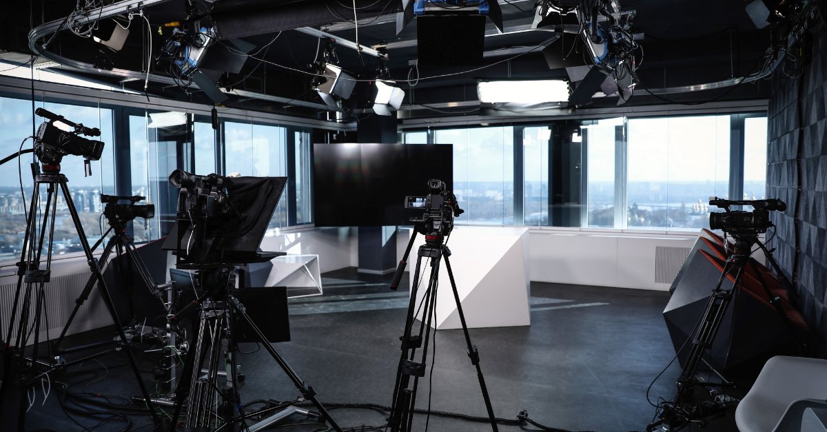 DirectDial.com tweet media