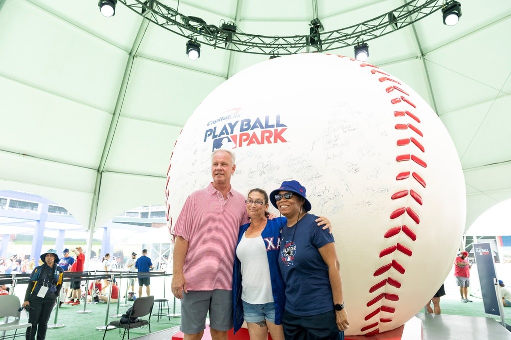 GlobeLifeField's tweet image. REMINISCING 2024 ALL-STAR WEEK ⭐️
What's your favorite All-Star Week memory??