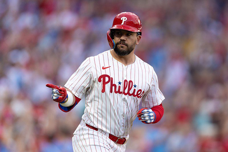 Lnics13_'s tweet photo. The MLB all star game down to a Swing off since Kyle Schwarber hit 3 home runs in a row. https://t.co/bU4RrtvwFl
