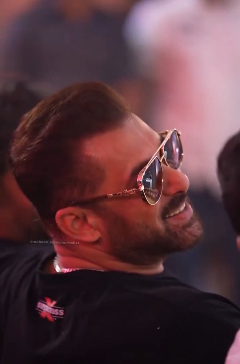 being_azmin's tweet photo. He’s getting more handsome day by day 
#Salmankhan https://t.co/fa8y8mELOU