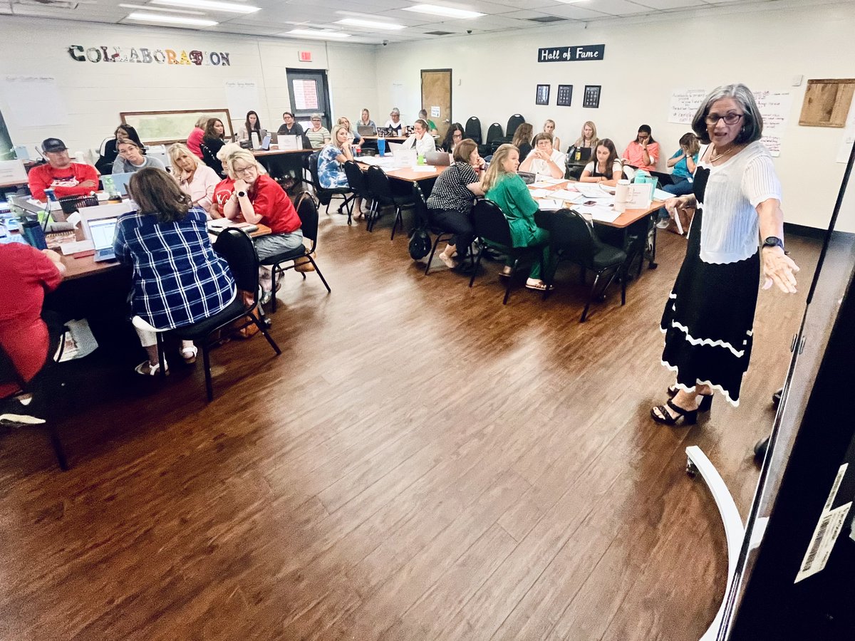 tennesseetsc's tweet image. Tier I training with a full house of attendees from @CCBOE today and tomorrow! Great conversations are happening!
