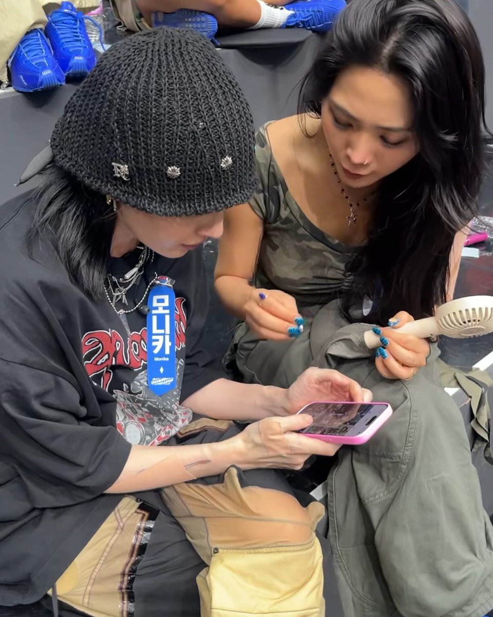 DC 모니카 갤러리 tweet media