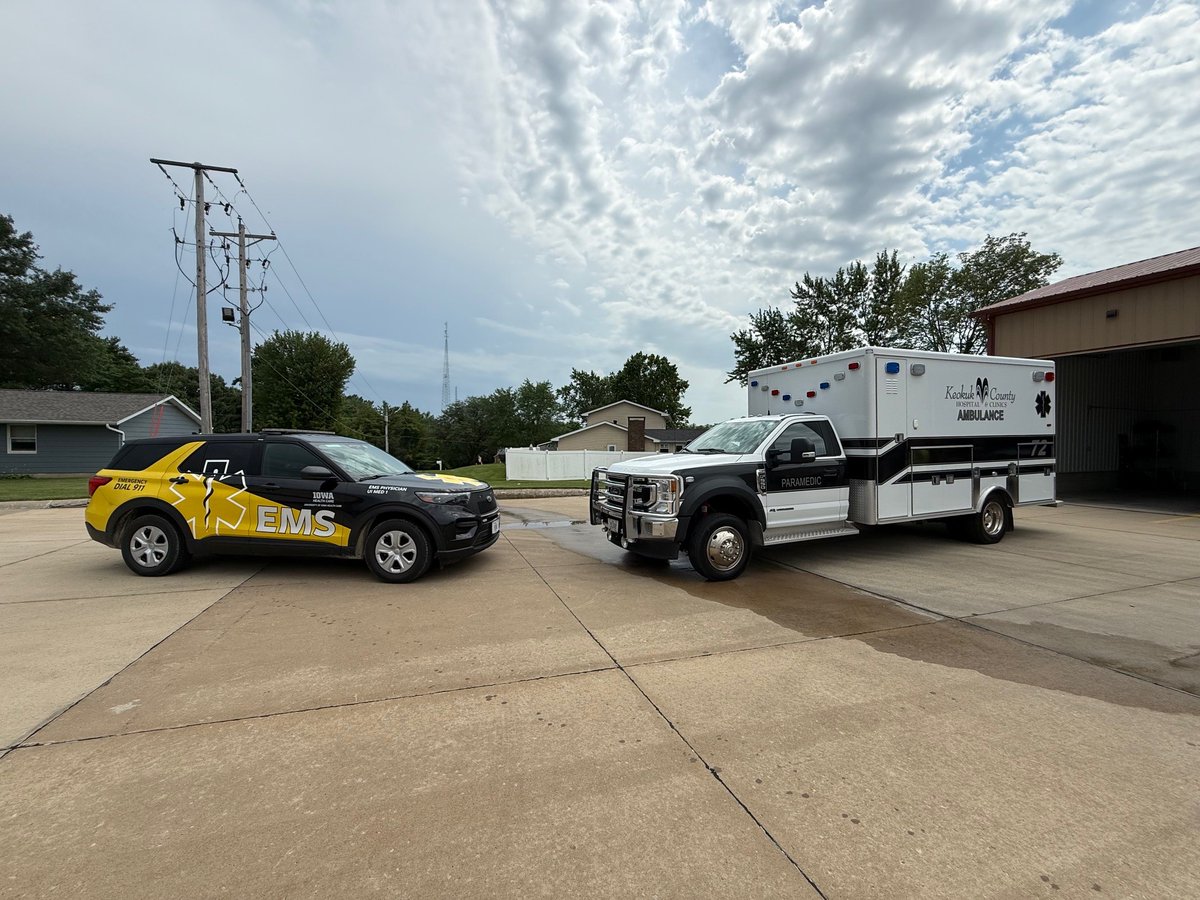 University of Iowa Division of EMS (@iowa_ems) on Twitter photo On the 11th <a href="/Iowa_EMS/">University of Iowa Division of EMS</a> Fellow <a href="/Iowa_EM/">University of Iowa Emergency Medicine</a> residents and <a href="/IowaMed/">Carver College of Medicine</a> students headed to Sigourney to visit the Keokuk County Ambulance Service - to learn about rural EMS, farm animals, heavy equipment, smaller shop equipment, pesticides, anhydrous ammonia among many other things! On the 11th <a href="/Iowa_EMS/">University of Iowa Division of EMS</a> Fellow <a href="/Iowa_EM/">University of Iowa Emergency Medicine</a> residents and <a href="/IowaMed/">Carver College of Medicine</a> students headed to Sigourney to visit the Keokuk County Ambulance Service - to learn about rural EMS, farm animals, heavy equipment, smaller shop equipment, pesticides, anhydrous ammonia among many other things!