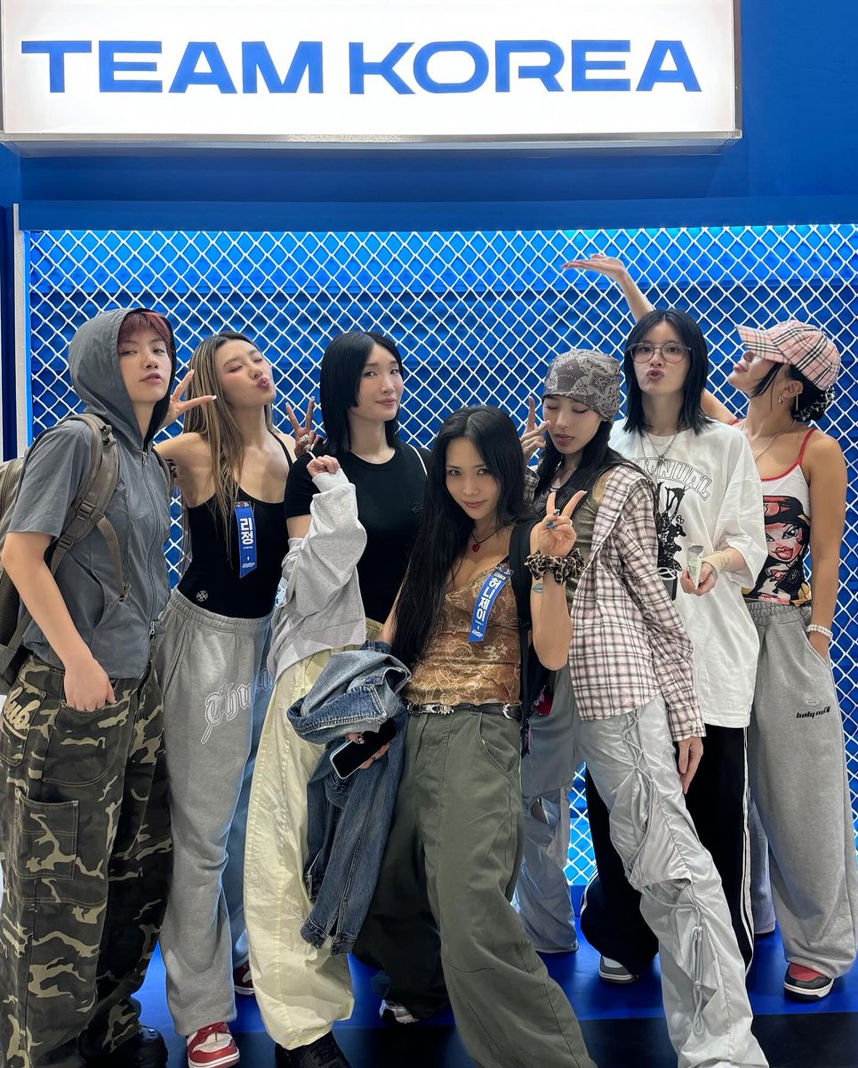 DC 모니카 갤러리 tweet media