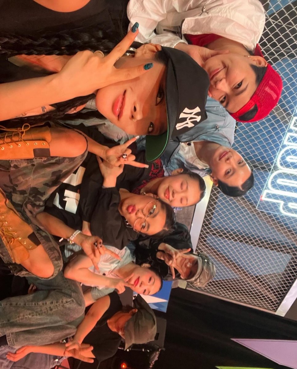 DC 모니카 갤러리 tweet media