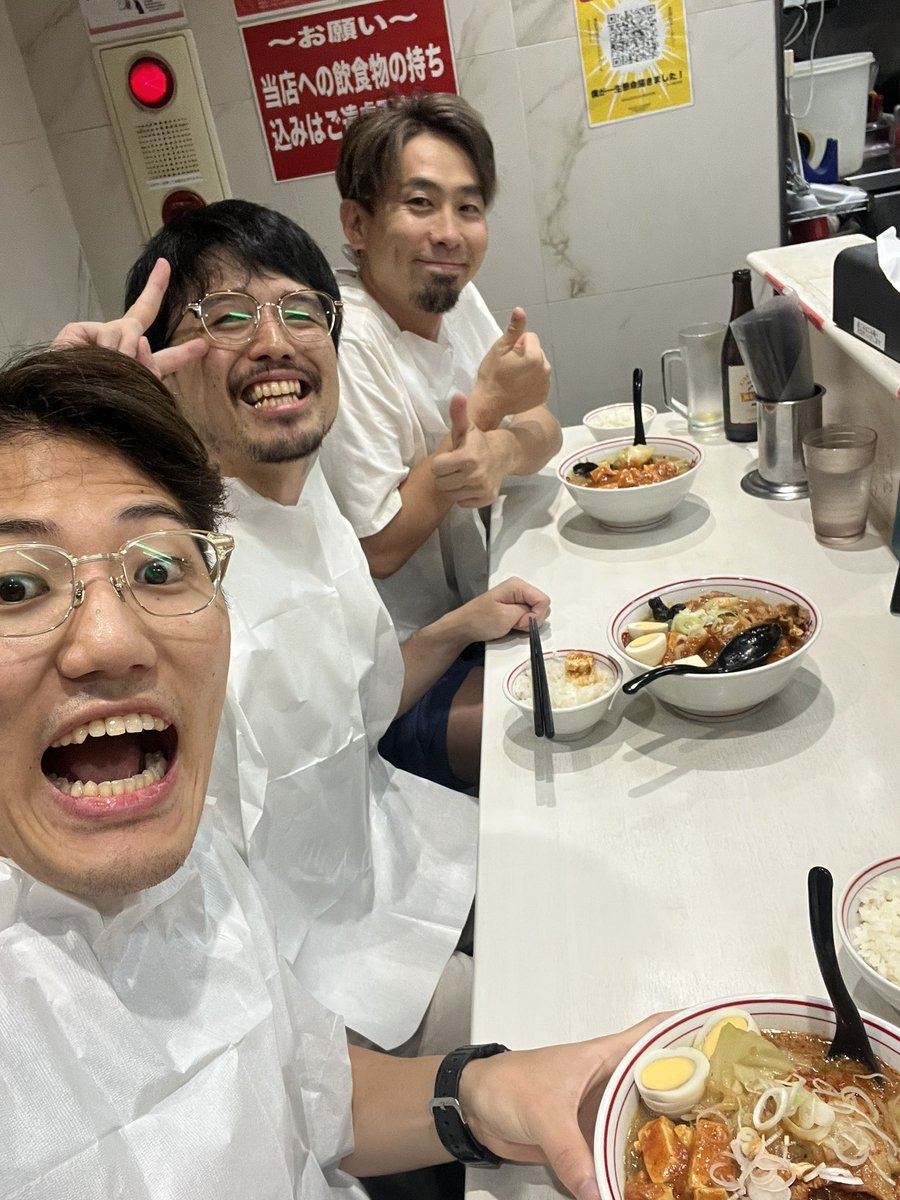 narushi_fukuda's tweet image. 昨日はピーターの通し稽古を拝見、キャスト陣がガラリと変わり、新たな視点の演出も、新鮮で楽しかった
さて、今日からANDOの稽古が始まるまではスーパー執筆モード!何作品書くのだろう
今日は早速原作をひたすらインプット、そして夜はいつメンでサウナ→蒙古、よき〜