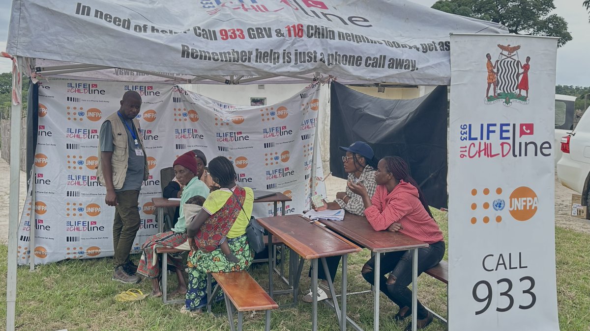 UNFPAZambia's tweet image. #Safeguarding from #SEA is non-negotiable! Thanks to @SwedeninZambia! @UNFPAZambia @mohzambia & @clzambia provide dedicated 'Grievance Desks' during mobile clinic interventions.
Call Report abuse via 993 or 116 toll free lines
With @AFRIpads
#DoNoHarm #LeavingNoOneBehind