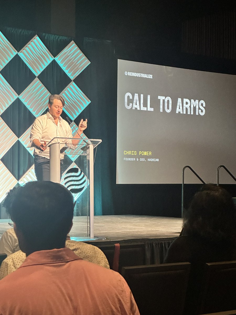 thebrianriley's tweet image. Fired up!!!! Great opening speech at @reindsummit from @2112Power