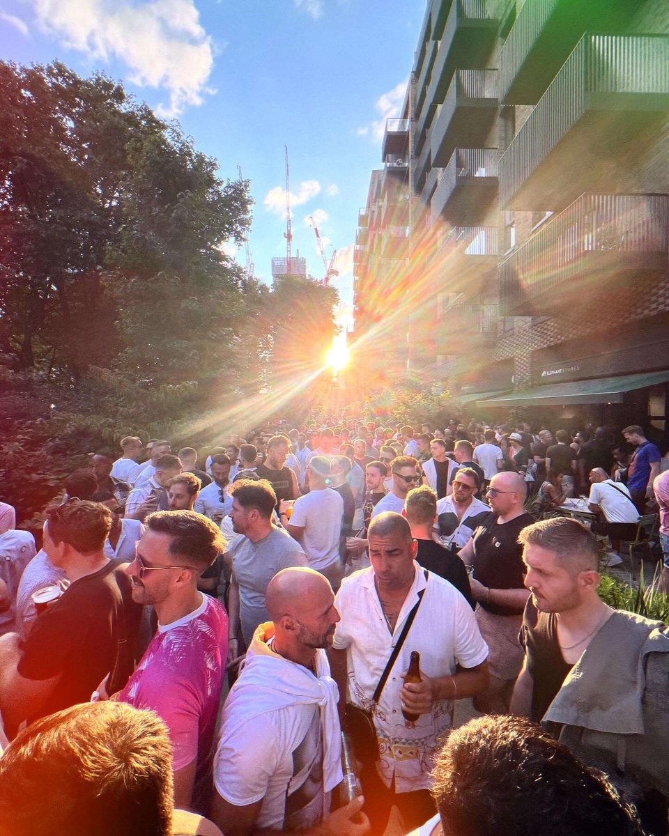 Welcome to the Gaybourhood’s Pride event returns to #Elephant &amp; Castle 

Featuring live music and drag performances on a community stage on Saturday July 26

#LGBTQ+ #Gaybourhood 
southwarknews.co.uk/area/elephant-…