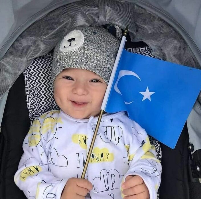 Uygur Türk balası.