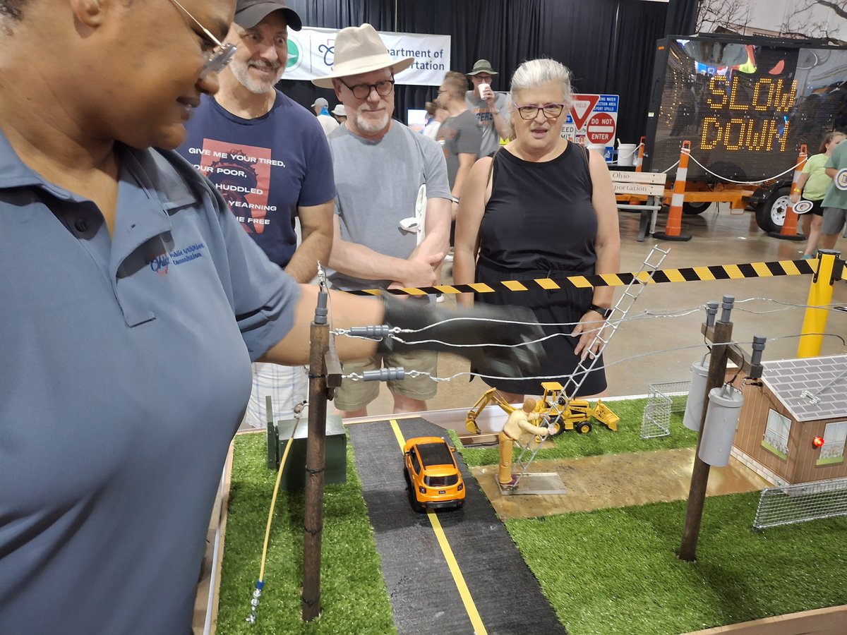 PUCOhio's tweet image. 🎡The @OhioStateFair is just ONE WEEK AWAY🎡
We'll be answering your utility questions, handing out fun freebies and sharing ⚡shocking⚡ safety information with our electric safety display!