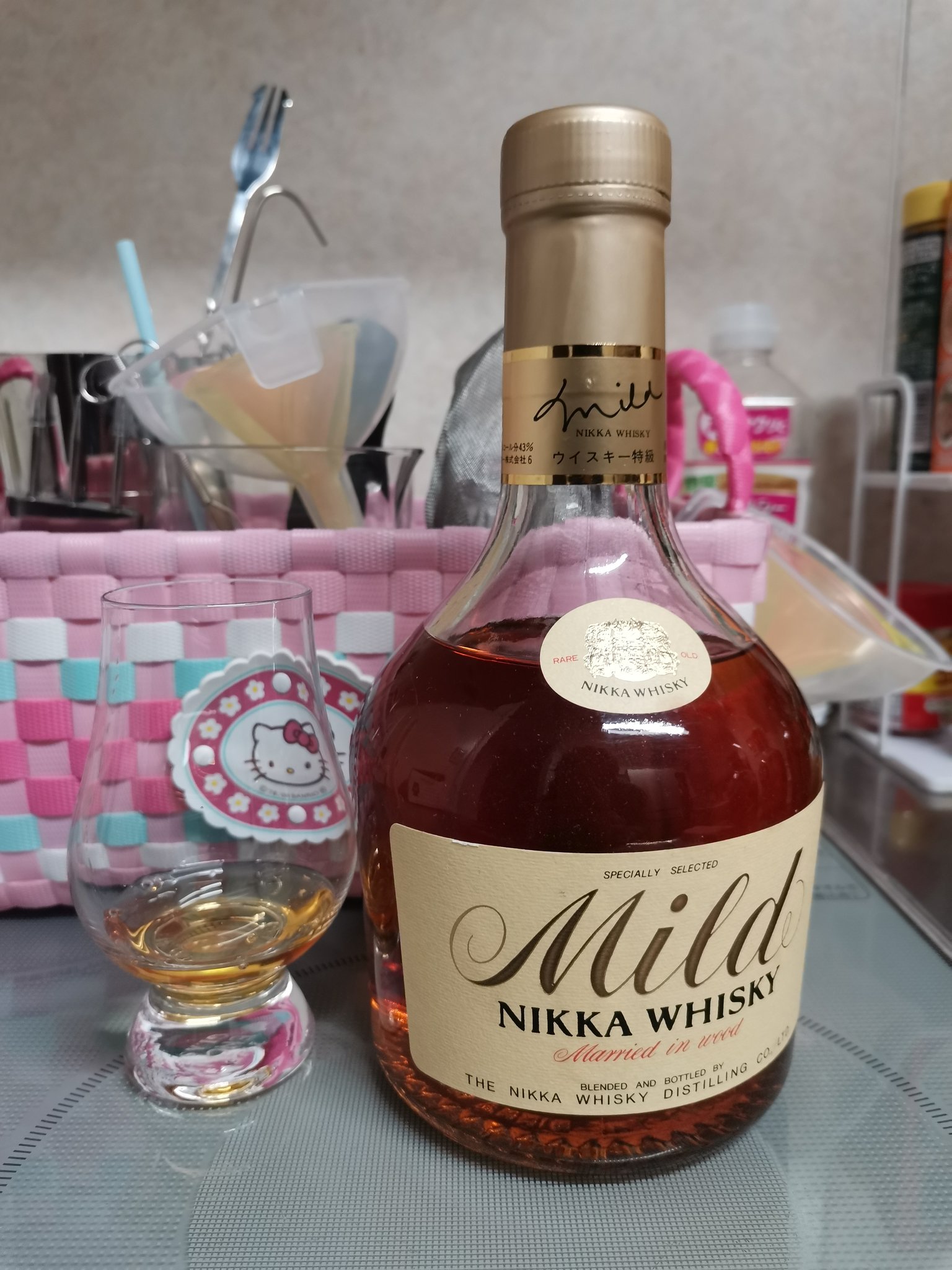 ニッカウヰスキーマイルドロボセット ニッカウヰスキーマイルドロボセット 特級 ニッカウヰスキー マイルド
