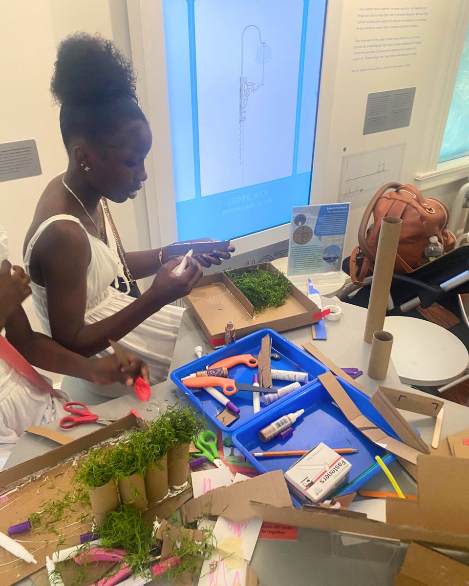 LatimerHouse's tweet image. At this month’s STEAM Saturday, we designed sustainable cardboard buildings! Participants also got to learn how architects today combine math and design to keep spaces cool. Thank you for joining us! Don’t miss our next workshop on August 9!
#LewisLatimerHouse #STEAMEducation