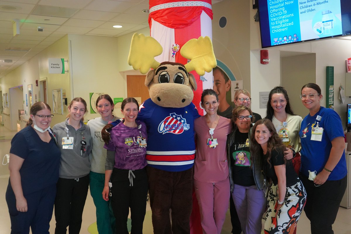 AmerksHockey's tweet image. Yesterday, we spread some love while dropping off a special gift to our friends at @URMed_GCH! 💟
Thank you for all you do each day! 🫶