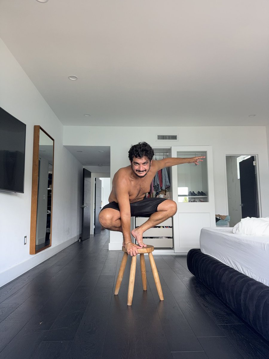 Gabriel M Haines tweet media