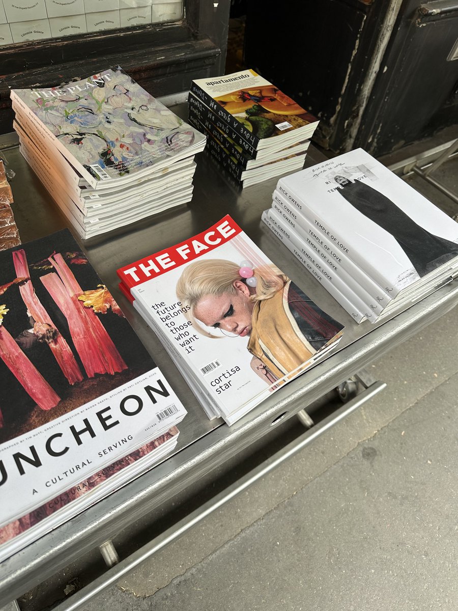 Paris tomorrow with <a href="/CortisaStar/">Cortisa Star ⚜️🪽</a> 

the world’s first umru b2b <a href="/caseymq/">Casey MQ</a> set