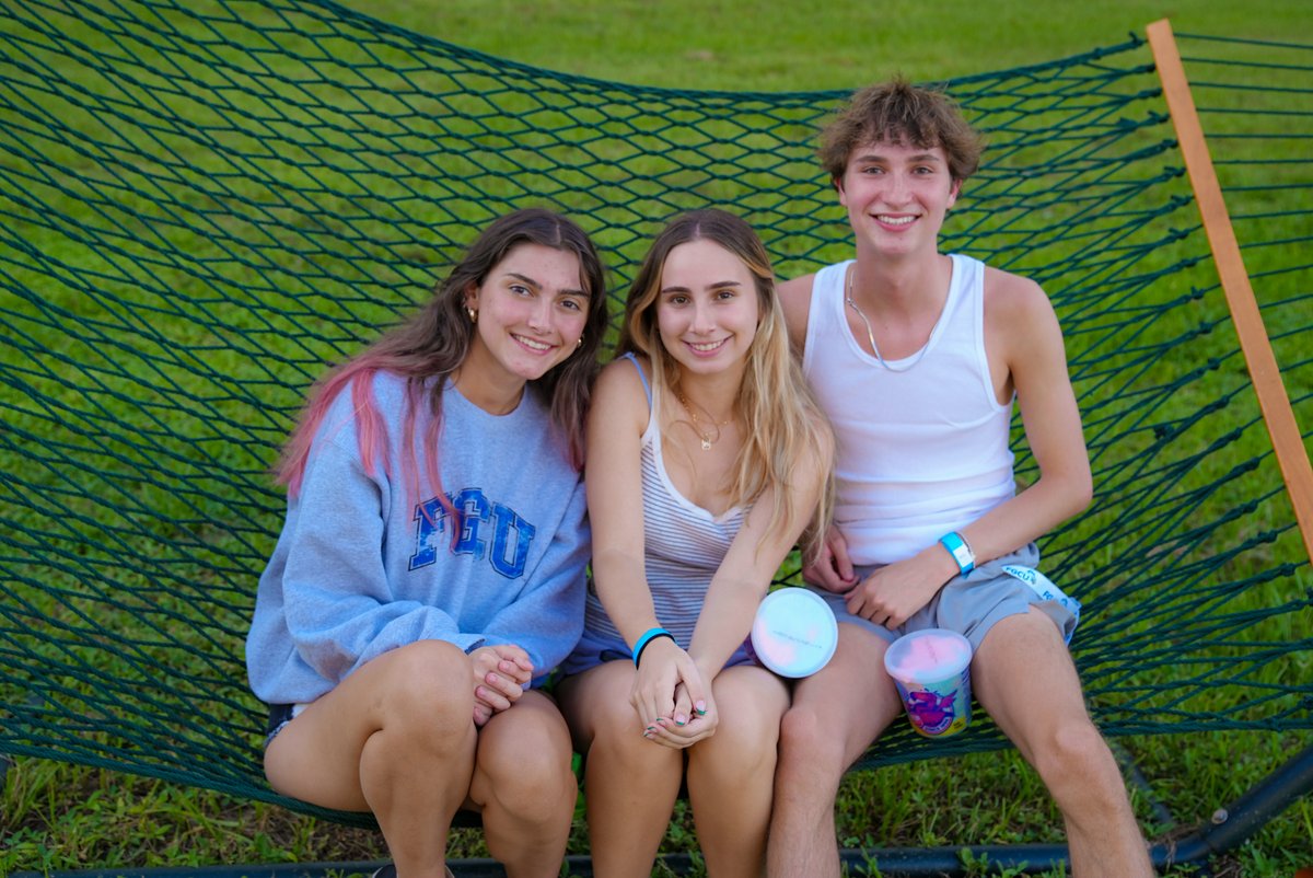Missing our Eagles a little extra today! We can't wait for the Fall 2025 semester to start. 💚💙 #fgcu