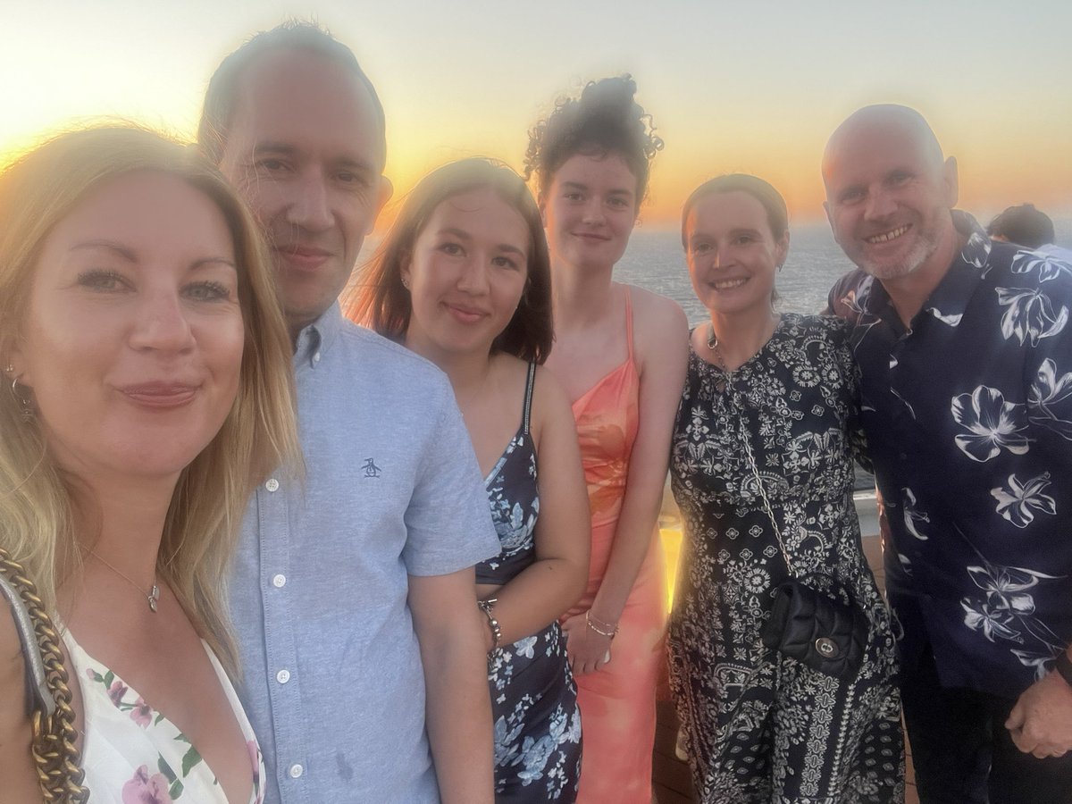 Holiday team 💕🥂🚢