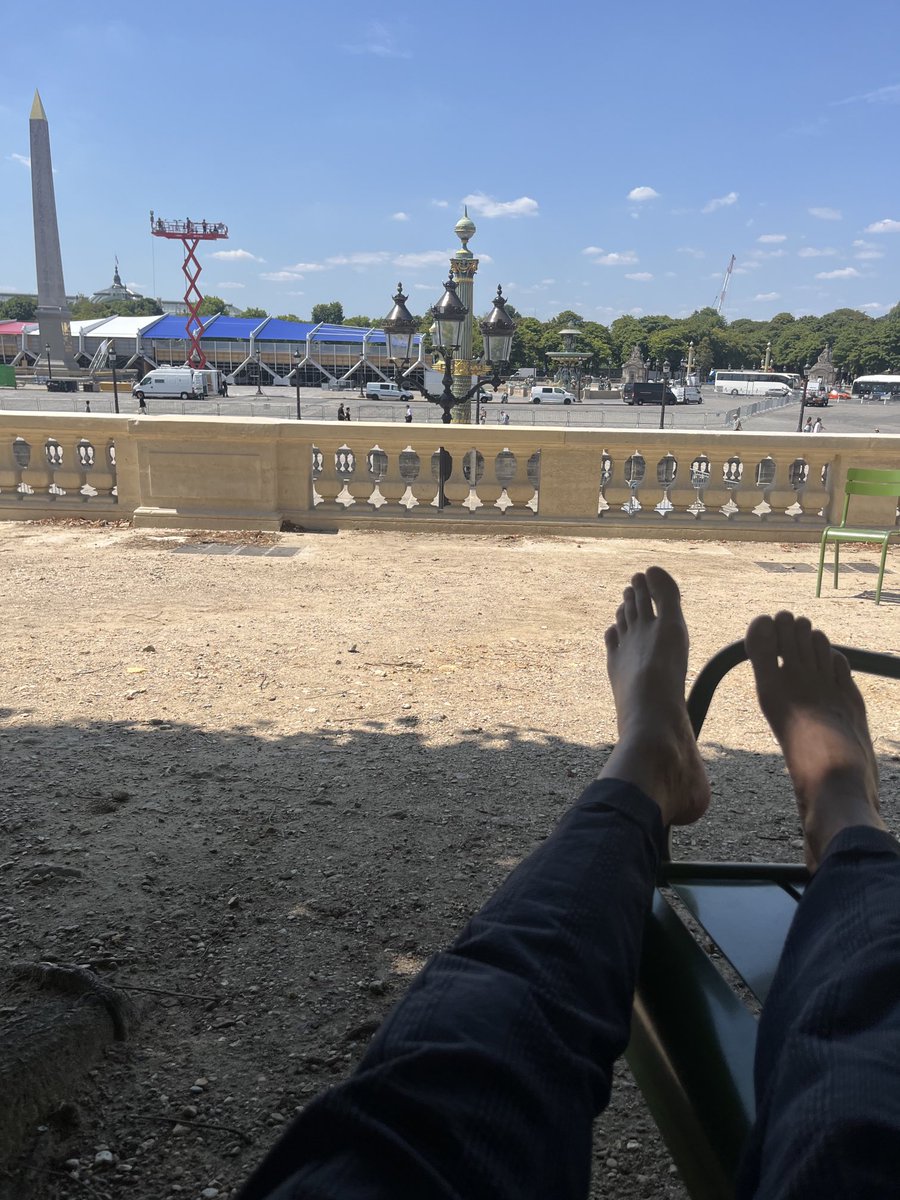 Summer Paris