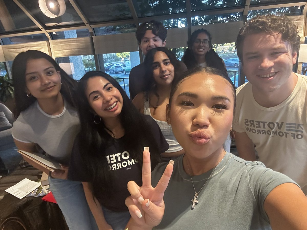 VOTCalifornia's tweet photo. Lobby day was a smashing success! Our team lobbied for 3 youth-focused bills and advocated for policies WE WROTE to be included next cycle. 

If you’re interested in events like this, join VOT today! 

Go to https://t.co/pHgQIzz4YY to find a chapter near you https://t.co/WFByYSyCqW