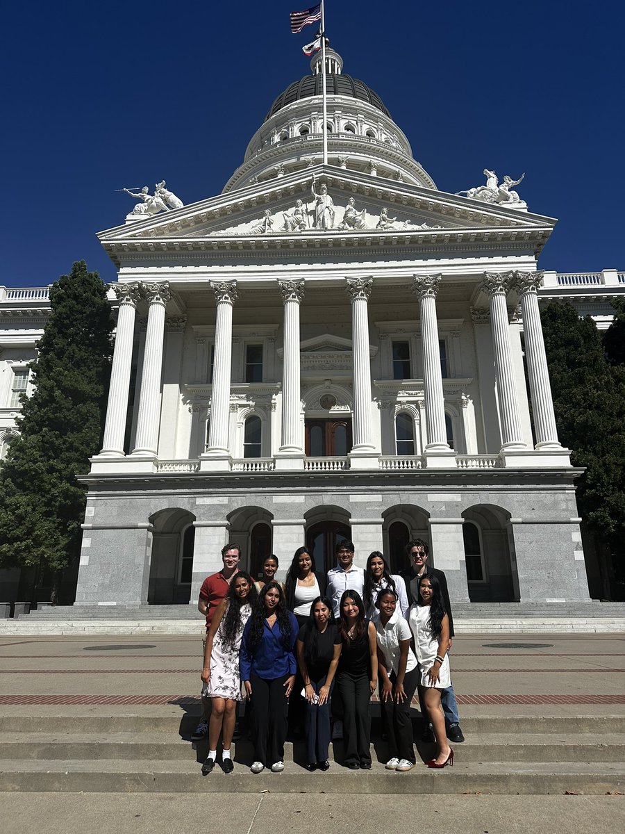 VOTCalifornia's tweet photo. Lobby day was a smashing success! Our team lobbied for 3 youth-focused bills and advocated for policies WE WROTE to be included next cycle. 

If you’re interested in events like this, join VOT today! 

Go to https://t.co/pHgQIzz4YY to find a chapter near you https://t.co/WFByYSyCqW