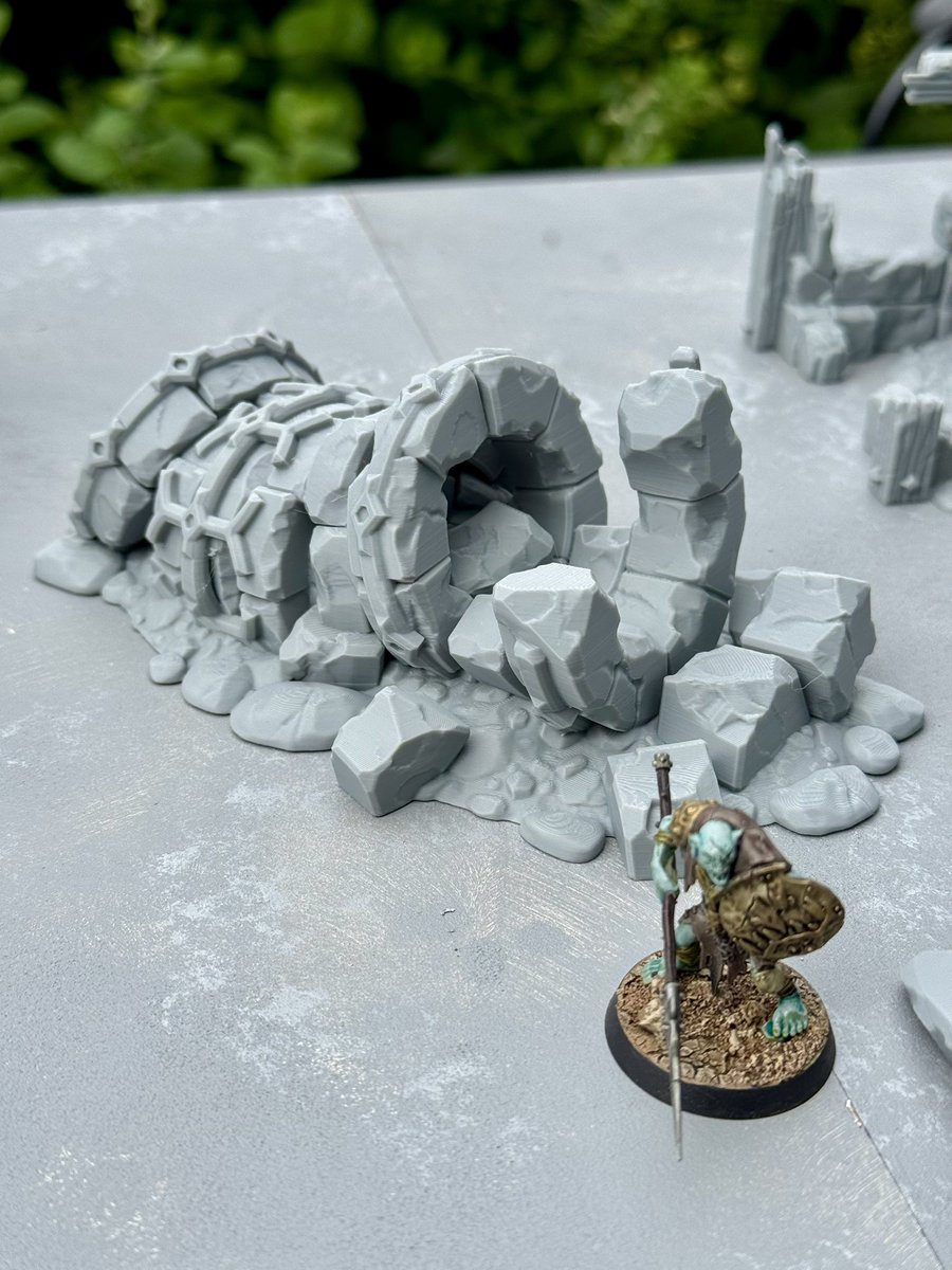 Dark_Fantastic's tweet image. A collapsed Smelter Shrine is the centrepiece of our new Jagerholm battle set! Specially designed for AoS’ scenery rules so you can quickly put together a themed table for any scenario 👊😈