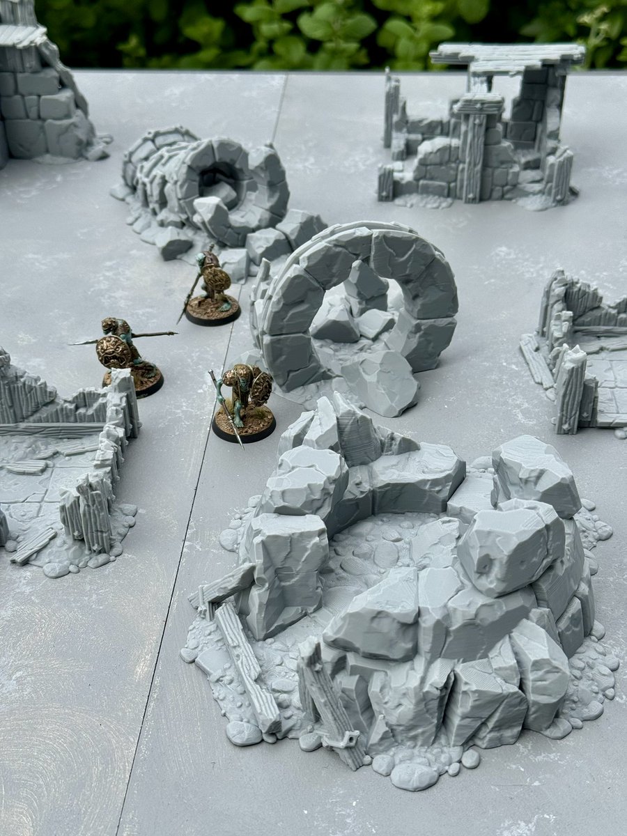 Dark_Fantastic's tweet image. A collapsed Smelter Shrine is the centrepiece of our new Jagerholm battle set! Specially designed for AoS’ scenery rules so you can quickly put together a themed table for any scenario 👊😈